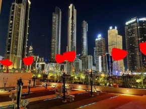 Urban King Bed with Burj Khalifa View & Dubai Mall